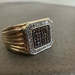 Vintage Sterling Silver Men’s Signet Ring with Garnet and Diamond Chips